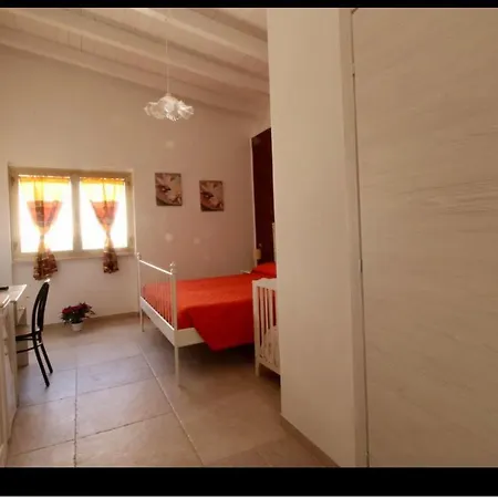 Casa Biscotti Bed & Breakfast 4*